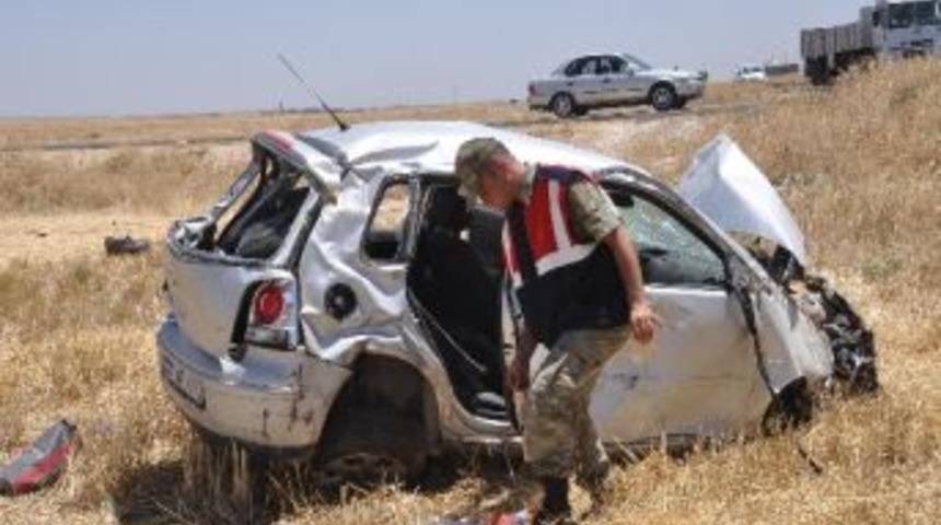 Mardin'de Trafik Kazası: 1 &Ouml;l&uuml;, 1 Yaralı
