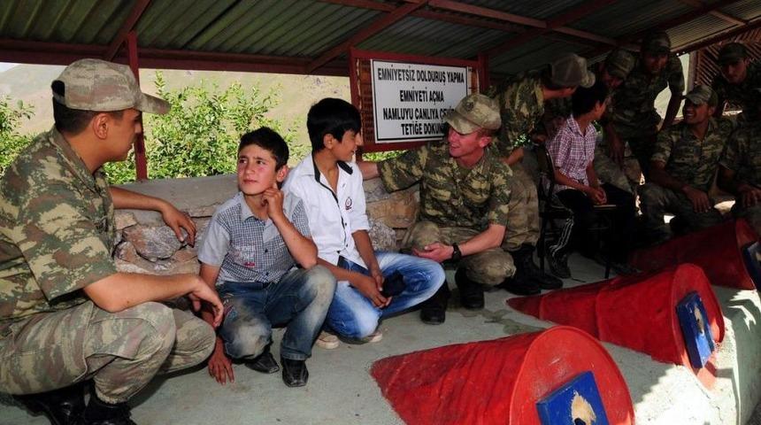 Karakolun Kapatılması K&ouml;yl&uuml;leri &Uuml;zd&uuml;