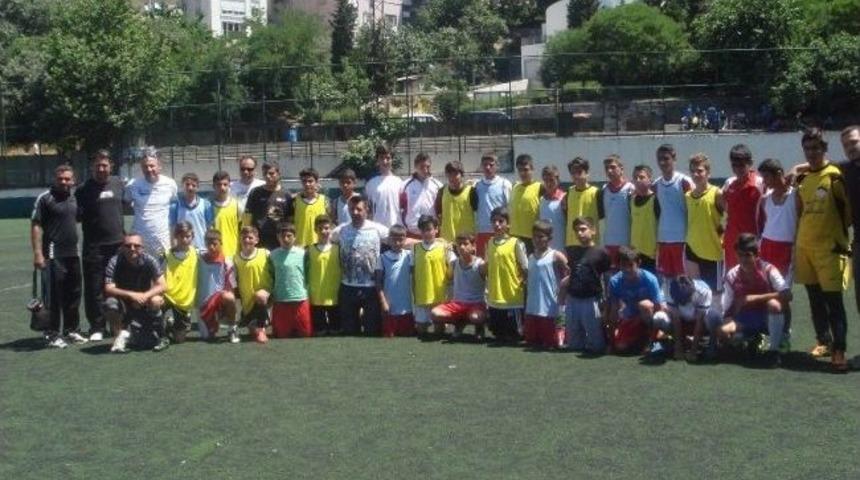 Emniyet Çocuklara Yıldız Olmanın Yolunu Açtı