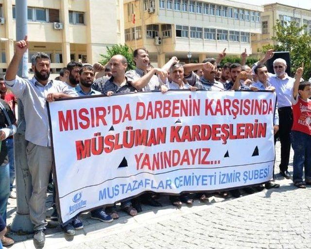 Devrik Mısır Lideri Mursi’ye Destek Eylemi