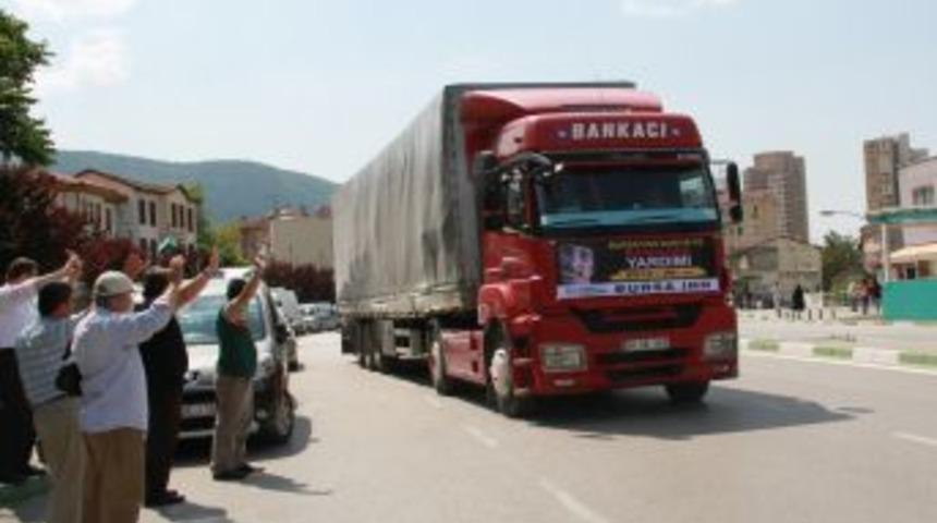 İHH&rsquo;den Suriyeli M&uuml;ltecilere 2 TIR Ramazan Yardımı