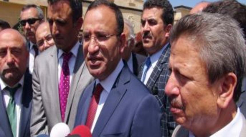 Bozdağ: Anayasa Mahkemesi'nin Tutukluluk S&uuml;resi Kararı Doğru Bir Karardır