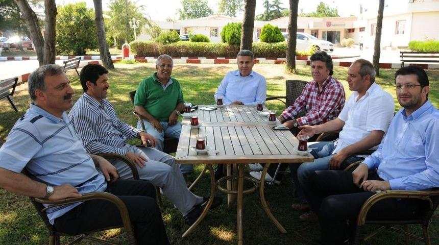 &Ouml;zt&uuml;rk&rsquo;ten Kalpar&rsquo;a Ziyaret