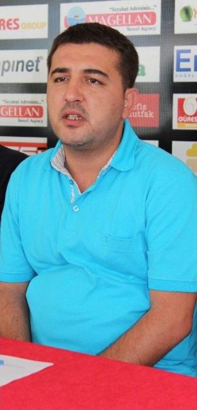 Manisaspor Altyapısından Beş Oyuncuyu Profesyonel Kadrosuna Kattı 1