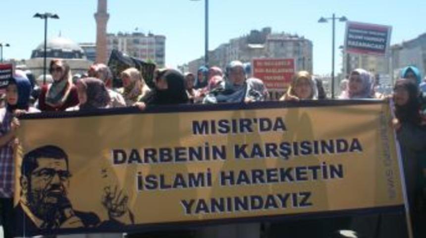 Mısır&rsquo;da Yapılan Darbeye Sivas&rsquo;ta Tepki G&ouml;sterildi