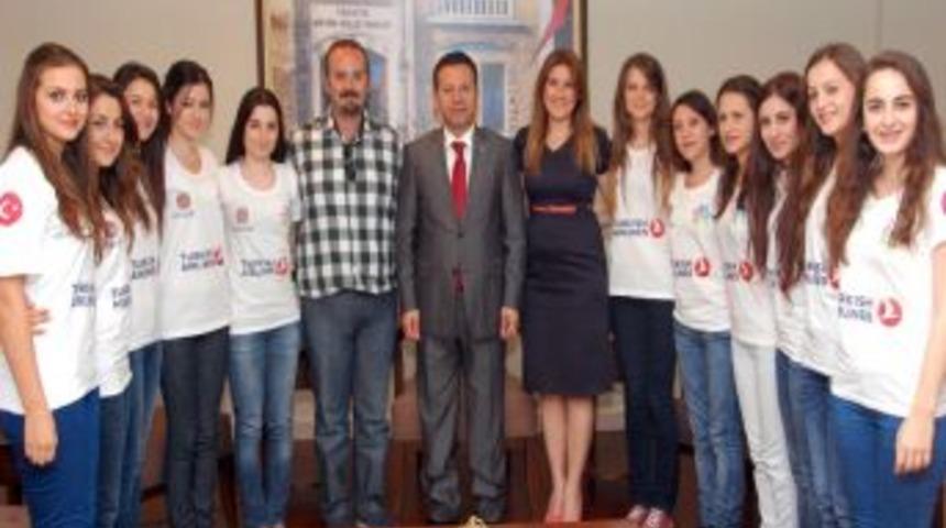 T&uuml;rkiye'yi Miras Halk Dansları Topluluğu Temsil Edecek