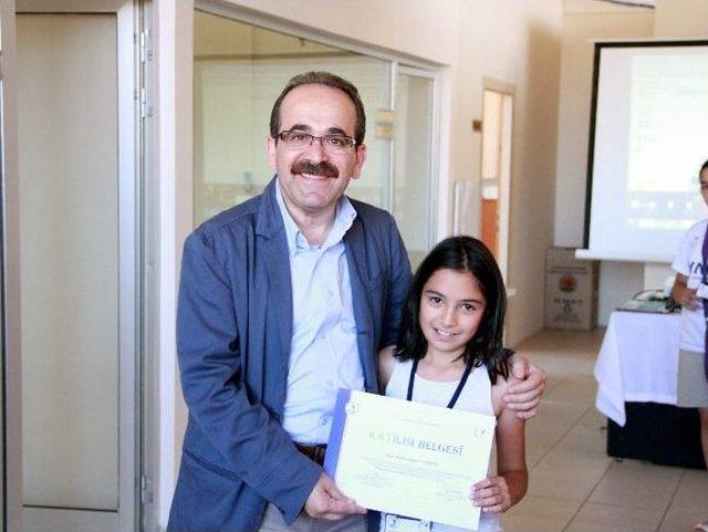 Minikler &Uuml;niversiteden Mezun Oldu 1