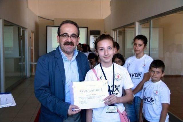 Minikler &Uuml;niversiteden Mezun Oldu 2