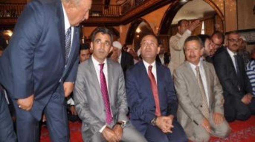 Bozdağ: Devlet B&uuml;t&ccedil;esinden Cami Yapma Geleneği Bizim Milletimizin Tarihinde Yok