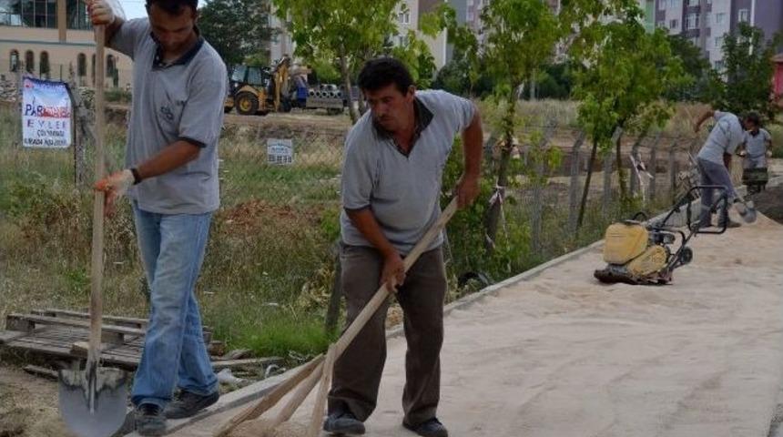 Taşkent Caddesinde Kaldırım &Ccedil;alışması