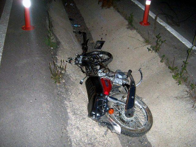 K&uuml;tahya da Trafik Kazası: 1 &Ouml;l&uuml; 1