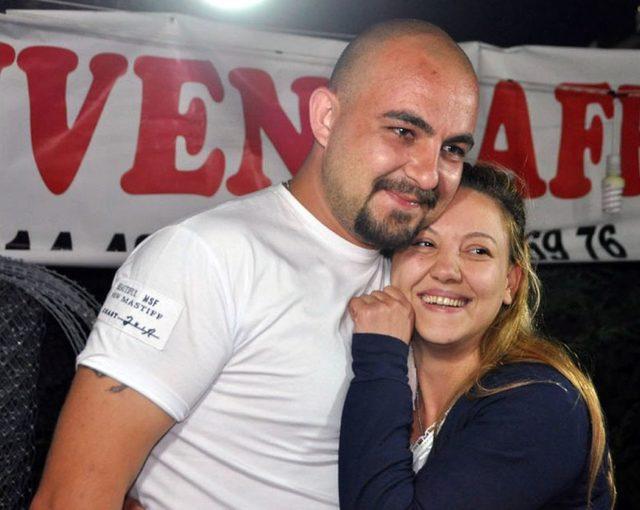 Otomobil Ile Evlilik Teklifi 1