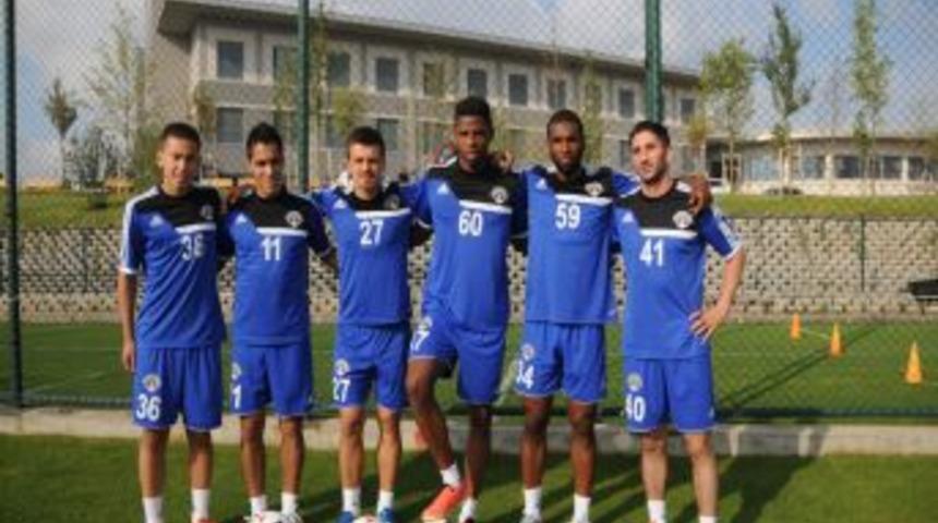 Kasımpaşa, Yeni Sezon Hazırlıklarını S&uuml;rd&uuml;r&uuml;yor