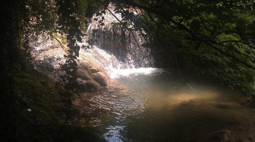 Yığılca Doğal G&uuml;zellikleri İle Adeta B&uuml;y&uuml;l&uuml;yor