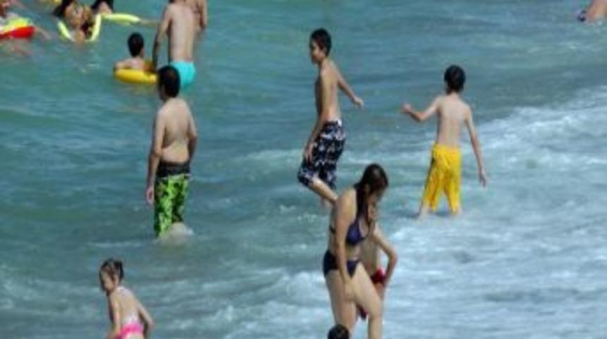 G&uuml;neş Yanığına Yağ, Sal&ccedil;a, Yoğurt Ve Diş Macunu S&uuml;rmeyin