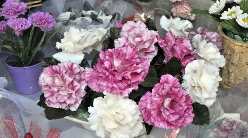 &Ccedil;i&ccedil;ek Sabunlar B&uuml;y&uuml;k Rağbet G&ouml;r&uuml;yor