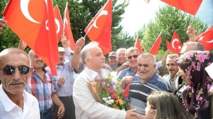 Başkan Karabağ'a Kars'ta Coşkulu Karşılama
