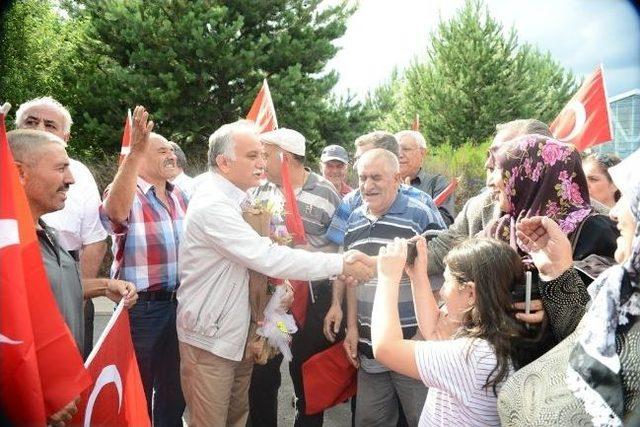 Başkan Karabağ a Kars ta Coşkulu Karşılama 1