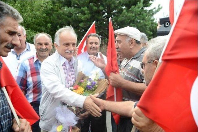 Başkan Karabağ a Kars ta Coşkulu Karşılama 2