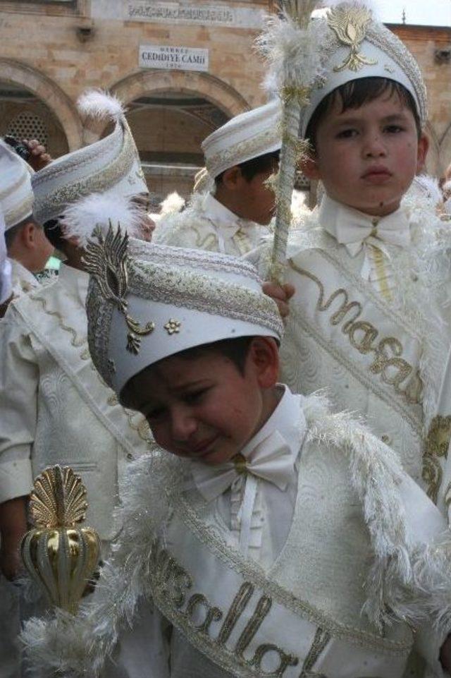 S&uuml;nnet &Ccedil;ocukları Mehter Ekibi İle Y&uuml;r&uuml;d&uuml; 2