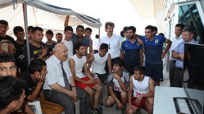 &Uuml;niversitede, Besyo &Ouml;zel Yetenek Sınavı Tamamlandı