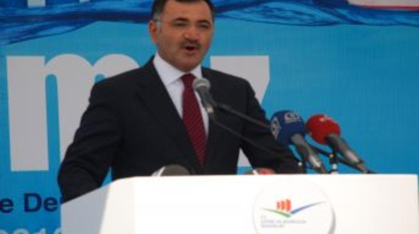 Bayraktar: İstanbul&rsquo;un Bir&ccedil;ok Sahilinde Denize Girmek M&uuml;mk&uuml;n