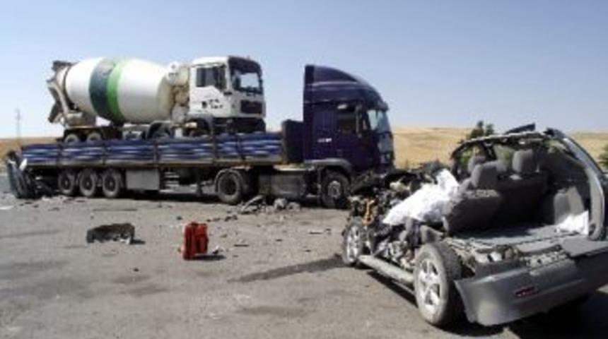 (d&uuml;zeltme) Konya'daki Trafik Kazası