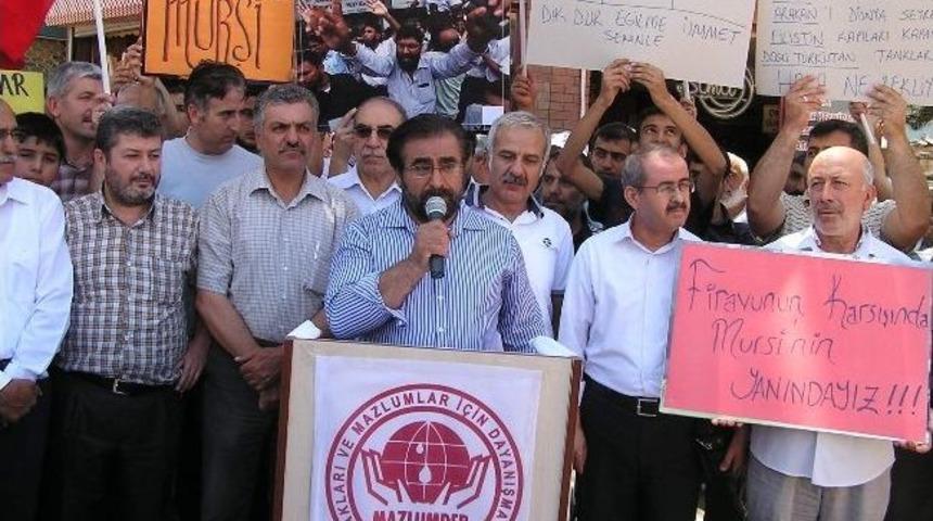 Malatya&rsquo;da Mısır&rsquo;daki Darbe Kınandı