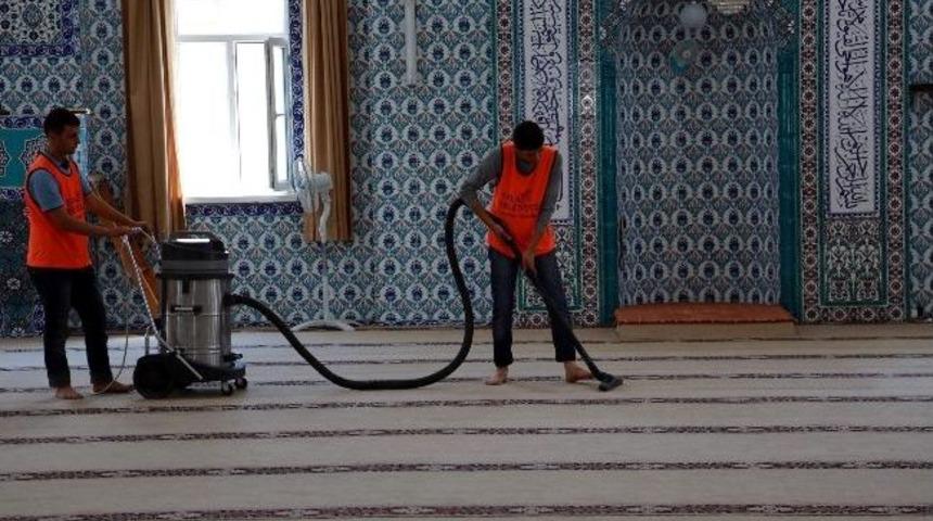 Camiler Ramazana Hazır