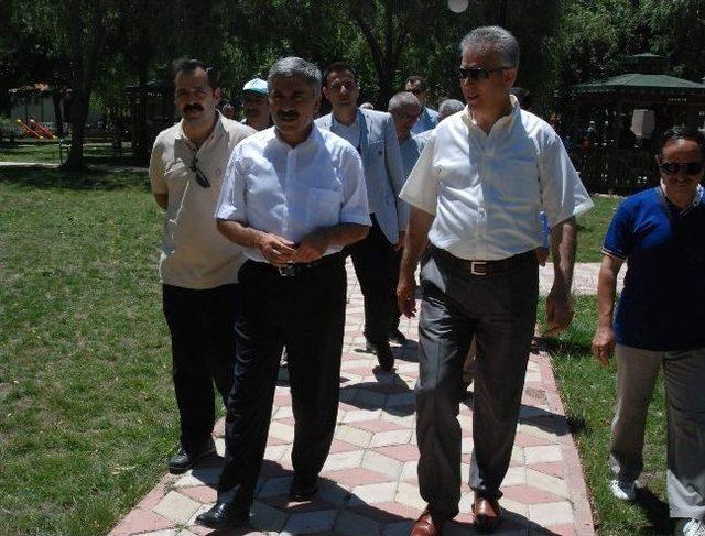 Tokat Belediyesi &Ccedil;alışanları Piknikte Buluştu 3