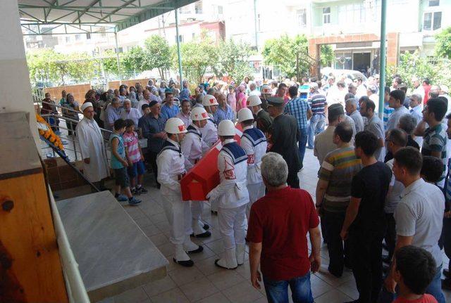 Piyade Er Işık Dualarla Toprağa Verildi