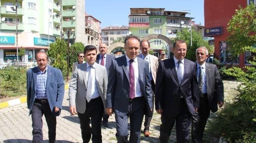 Vali Altıparmak&rsquo;a Yoğun İlgi