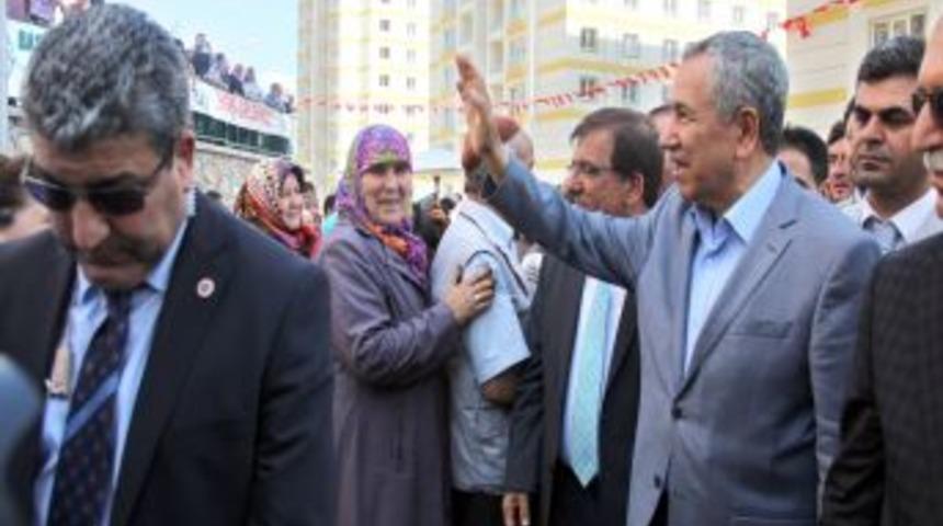 Arın&ccedil;: &Uuml;&ccedil; Se&ccedil;ime Girdik, Altın Kemer Bizde, Başpehlivan Gibiyiz