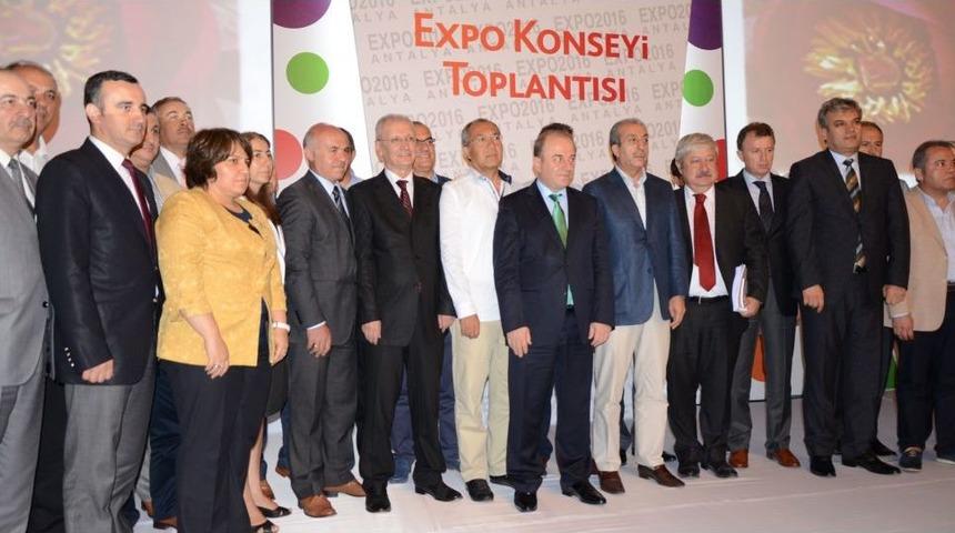 'Şakayık', EXPO 2016&rsquo;nın Sembol &Ccedil;i&ccedil;eği Se&ccedil;ildi
