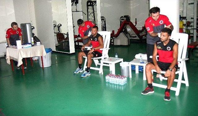 Gen&ccedil;ler in Sağlığı Emin Ellerde 2