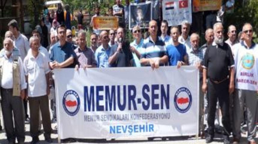 Memur-Sen&rsquo;den Darbe Protestosu