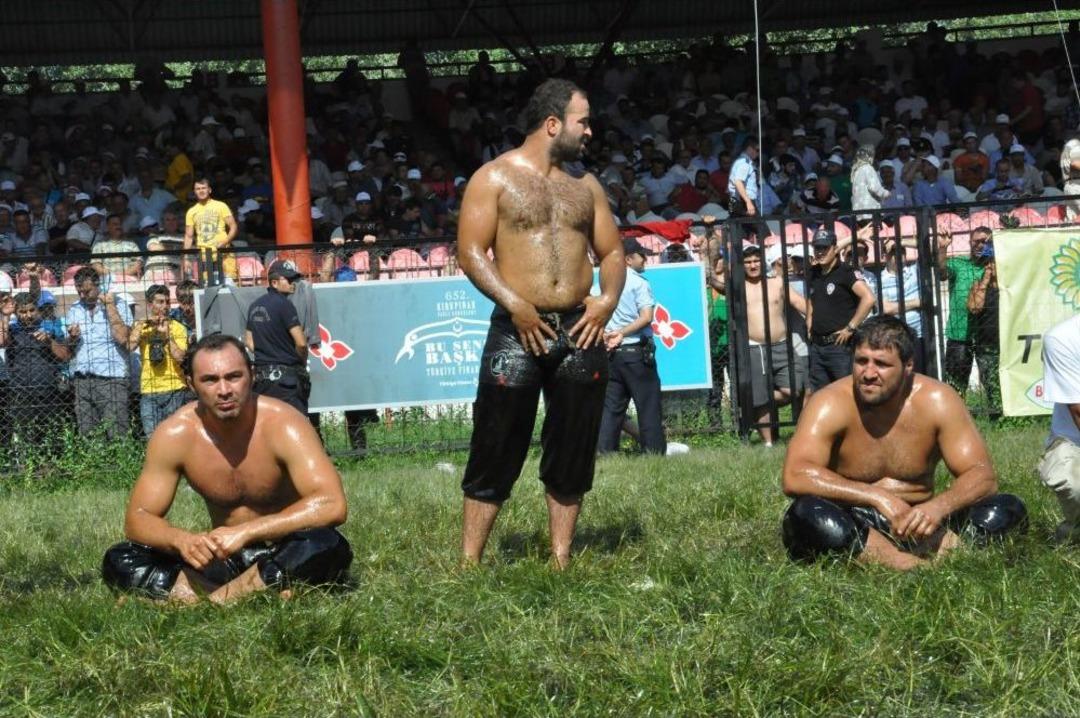 Kırkpınar'da &Ccedil;eyrek Finalistler Belli Oldu