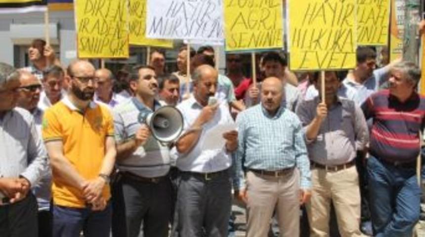 Ağrı&rsquo;da &ldquo;mısır Darbesi&rdquo; Protesto Edildi