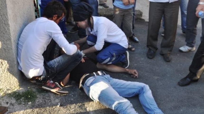 Otomobille Motosiklet &Ccedil;arpıştı: 1 Yaralı