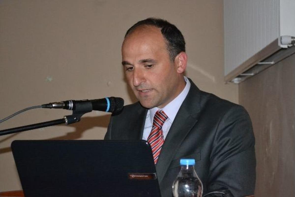 Vali Altıparmak Şenkaya&rsquo;da Gezi Ve İncelmelerde Bulundu.