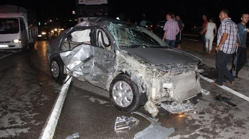 D&uuml;ğ&uuml;n D&ouml;n&uuml;ş&uuml; Kaza: 6 Yarlı