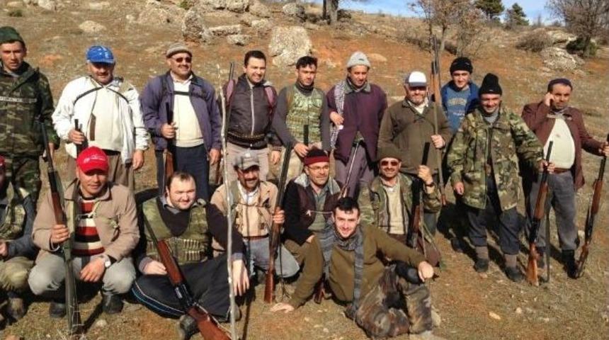 Amat&ouml;r Avcılardan K&ouml;yl&uuml;lere Destek