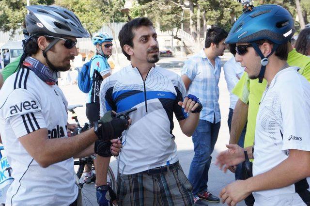 3. Köprüye Bisikletli Protesto