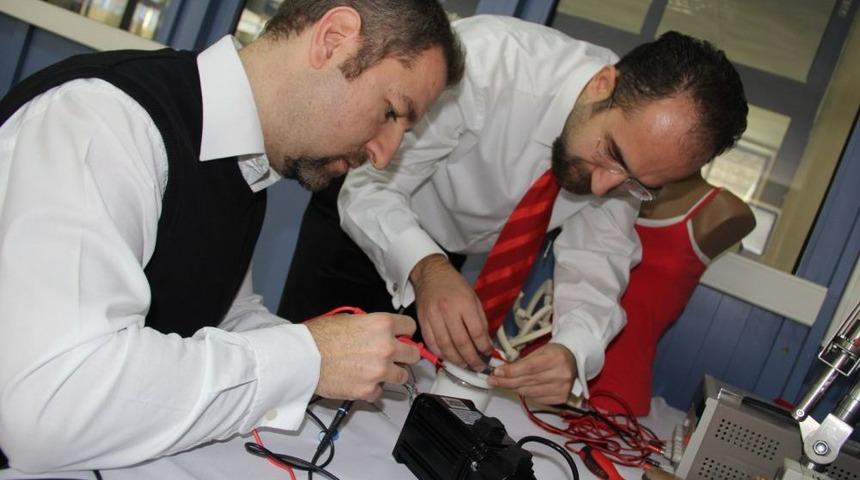 İzmir&rsquo;in Ilk Ve Tek Mekatronik M&uuml;hendisliği İK&Ccedil;&Uuml;&rsquo;de