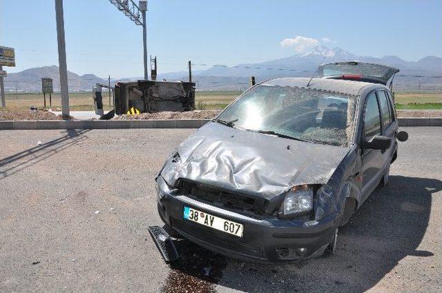 Kayseri'de Trafik Kazası: 7 Yaralı