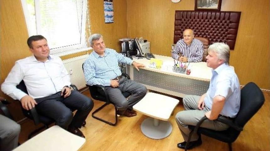 Karaosmanoğlu, "yahya Kaptan'a Değer Veriyoruz"