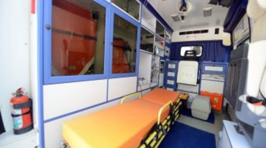 Antalya'da Sahipsiz Hayvanlar I&ccedil;in Ambulans Hizmette