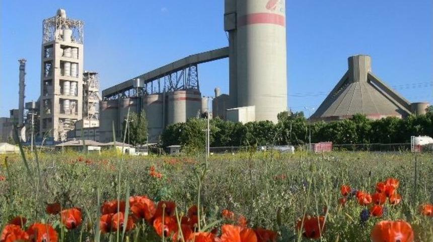 Aşkale &Ccedil;imento, T&uuml;rkiye&rsquo;nin Devler Liginde 14 Basamak Yukarı &Ccedil;ıkarak En B&uuml;y&uuml;k 231. Şirket Oldu