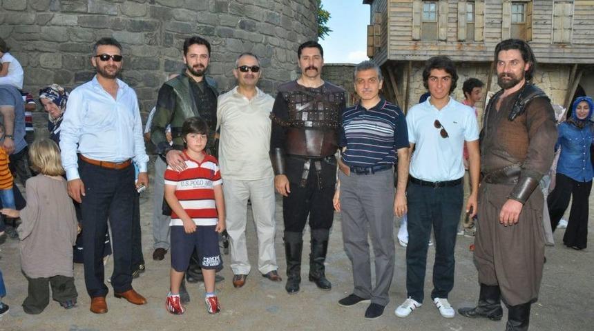 Osmanlı'da Derin Devlet'in Film Setine S&uuml;rpriz Ziyaret