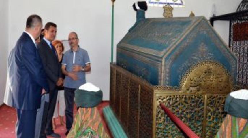 Mısır'da Ordunun Y&ouml;netime El Koyması